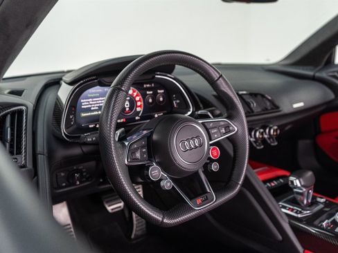Used 2018 Audi R8 V10 plus AWD/4WD image 98