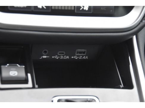 Certified 2025 Subaru Outback Premium image 37