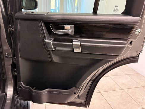 Used 2014 Land Rover LR4 HSE LUX image 21