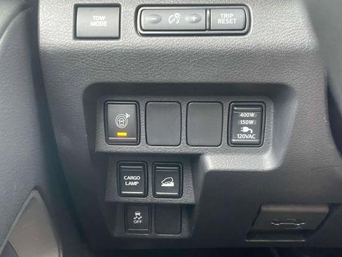 Used 2022 Nissan Frontier SV AWD/4WD image 18