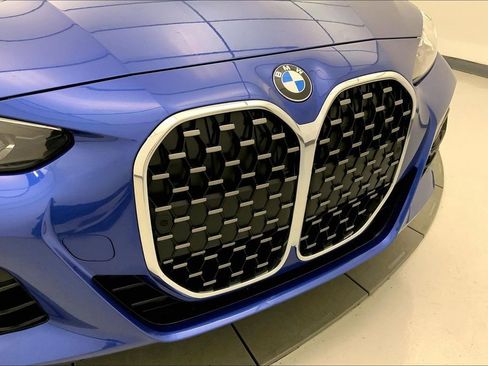 Certified 2022 BMW 430i xDrive Convertible w/ M Sport Package image 28