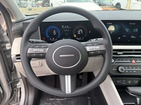 New 2026 Hyundai Tucson SE FWD image 25