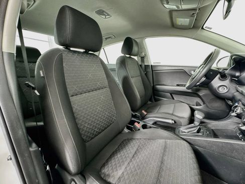 Used 2021 Kia Rio LX FWD image 34