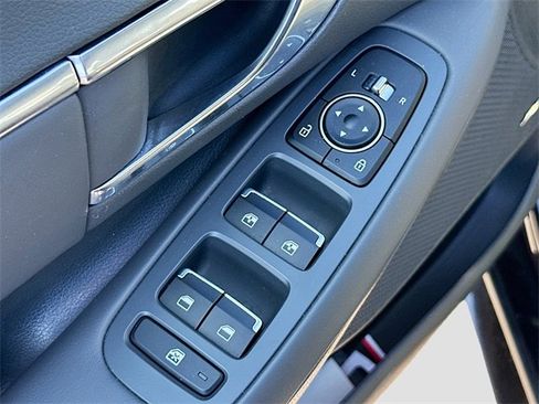 Used 2023 Hyundai Sonata SEL Plus image 18