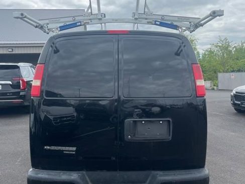 Used 2014 Chevrolet Express 3500 Work Van image 5