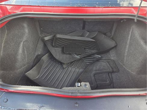 Used 2012 Dodge Challenger R/T image 30