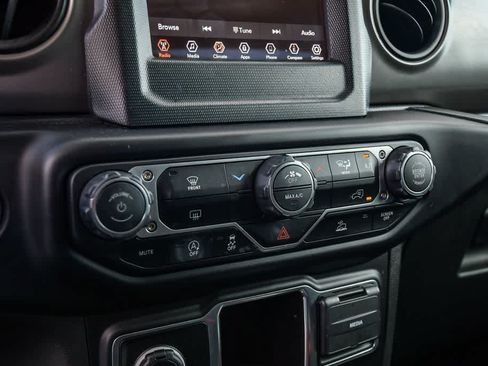 Used 2023 Jeep Wrangler Unlimited Sport AWD/4WD image 24