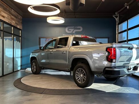 Used 2024 Chevrolet Colorado LT w/ LT Convenience Package II AWD/4WD image 5