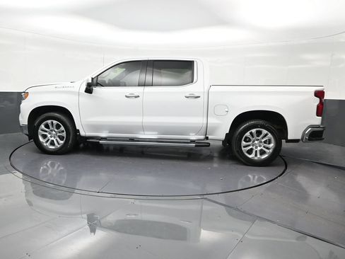 Used 2025 Chevrolet Silverado 1500 LTZ RWD image 2