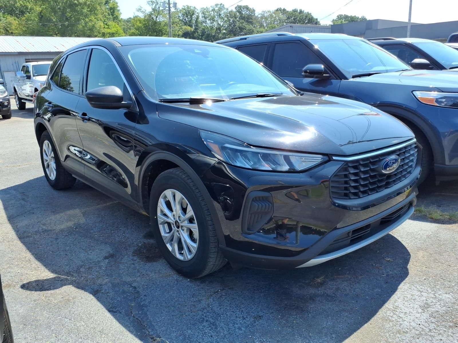 Used 2024 Ford Escape Active FWD image 4