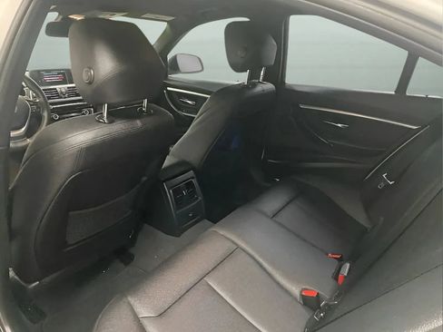 Used 2018 BMW 330e RWD image 12