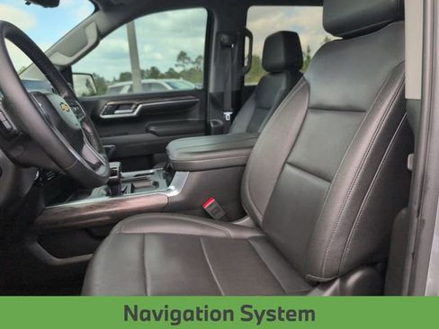 Used 2025 Chevrolet Silverado 1500 LTZ w/ Technology Package RWD image 28