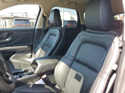 Used 2024 Lincoln Corsair AWD w/ Equipment Group 101A image 9