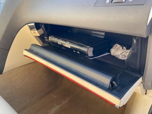 Used 2010 Lexus ES 350 image 23