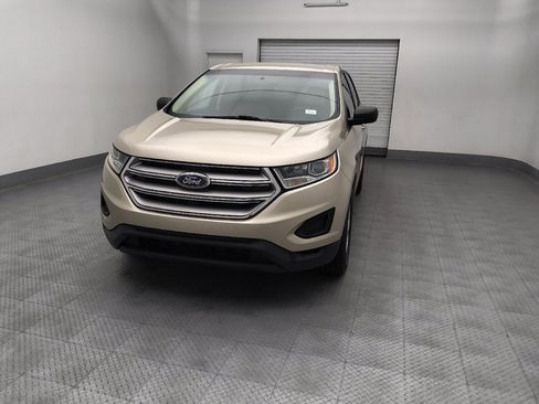 Used 2018 Ford Edge SE FWD image 15