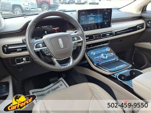 Used 2023 Lincoln Nautilus Reserve w/ Equipment Group 201A image 6