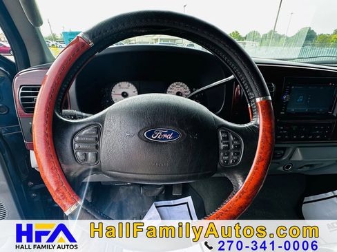 Used 2006 Ford F350 Lariat RWD image 18