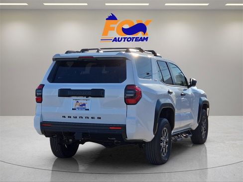 New 2026 Toyota 4Runner SR5 image 4