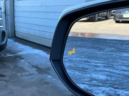 Used 2025 Toyota RAV4 XLE image 20