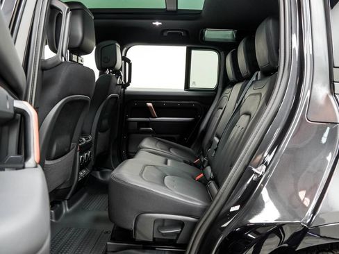 Used 2024 Land Rover Defender 110 X AWD/4WD image 18
