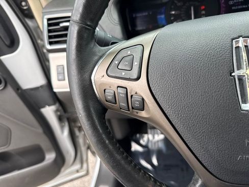 Used 2013 Lincoln MKX FWD image 15