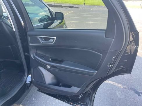 Used 2019 Ford Edge SEL w/ Equipment Group 201A AWD/4WD image 53