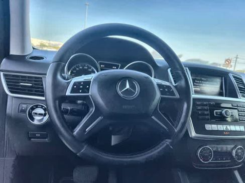 Used 2014 Mercedes-Benz ML 350 2WD image 17