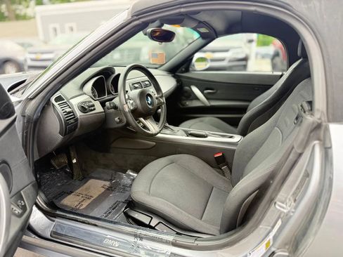 Used 2007 BMW Z4 3.0i RWD image 12