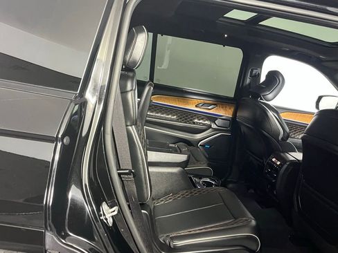 Used 2021 Jeep Grand Cherokee L Summit image 30