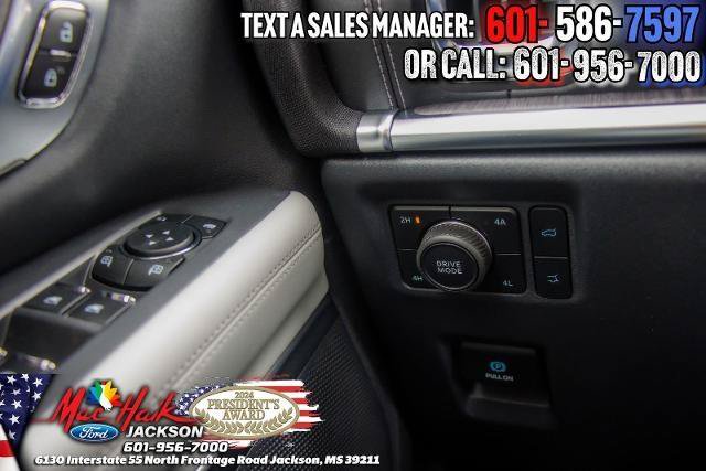 Used 2026 Ford Expedition Platinum w/ Platinum Ultimate Package AWD/4WD image 47