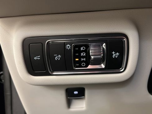 Used 2026 Lincoln Nautilus Premier w/ Equipment Group 102A image 26