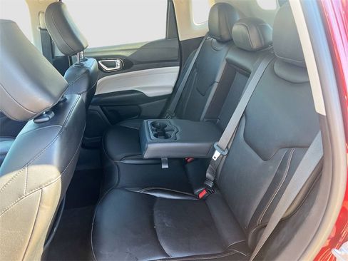Used 2022 Jeep Compass Limited image 23
