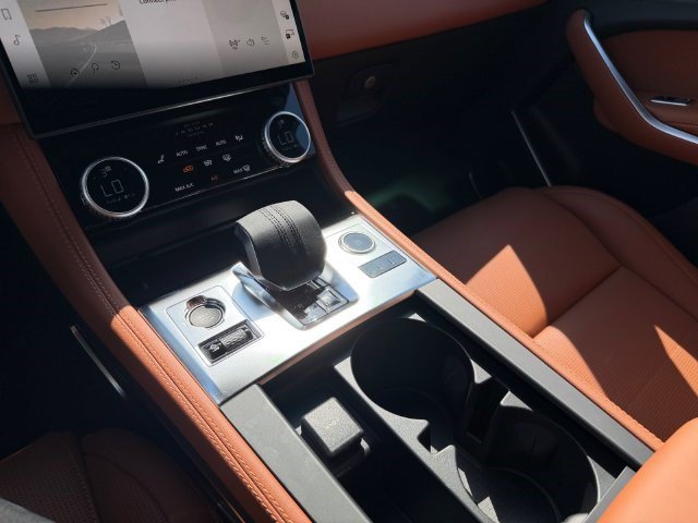 New 2026 Jaguar F-PACE R-Dynamic S AWD/4WD image 24