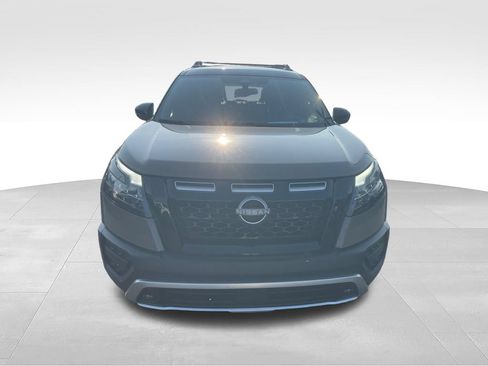 Used 2024 Nissan Pathfinder Rock Creek AWD/4WD image 8