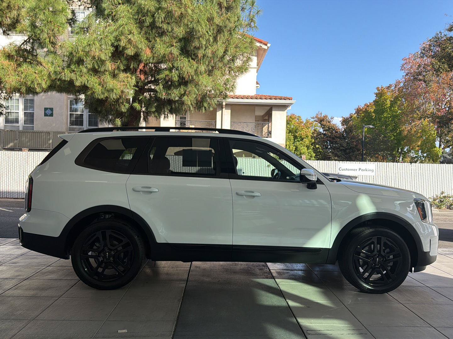 Used 2024 Kia Telluride SX Prestige X-Line AWD/4WD image 6
