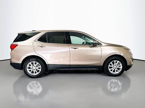 Used 2019 Chevrolet Equinox LT FWD image 8