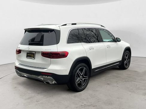 Used 2026 Mercedes-Benz GLB 250 4MATIC image 5