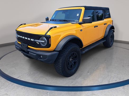 Used 2022 Ford Bronco Wildtrak AWD/4WD image 1
