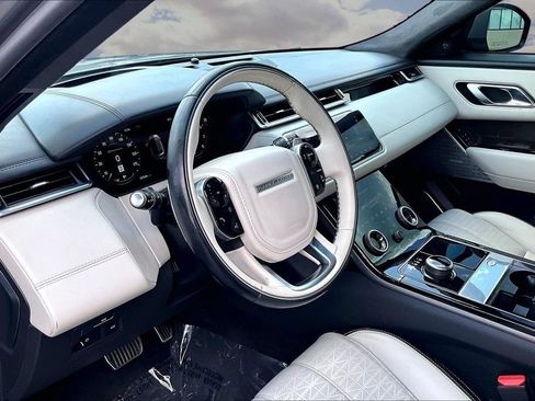 Used 2018 Land Rover Range Rover Velar AWD/4WD image 17