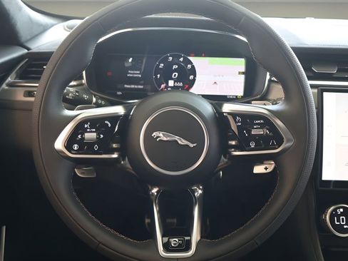 New 2026 Jaguar F-PACE SVR image 16