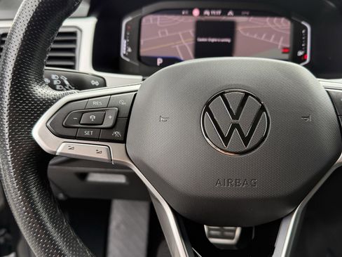 Used 2021 Volkswagen Atlas Cross Sport SEL Premium R-Line image 24