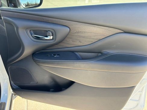 Used 2021 Nissan Murano Platinum w/ Cargo Package image 14