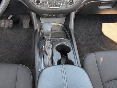 Used 2025 Chevrolet Malibu LT FWD image 16