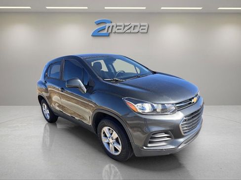 Used 2020 Chevrolet Trax LS w/ Tint and Cruise Package image 7