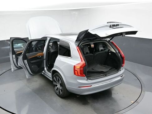 Used 2024 Volvo XC90 B6 Plus w/ Protection Package image 51