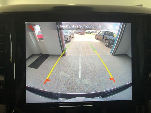 Used 2022 RAM 1500 Big Horn AWD/4WD image 17