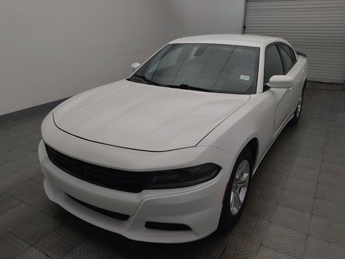 Used 2020 Dodge Charger SXT RWD image 15