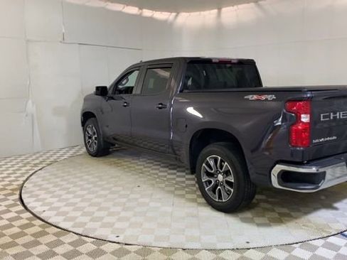 Used 2023 Chevrolet Silverado 1500 LT image 6