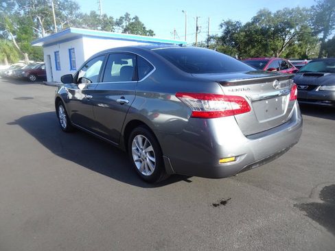 Used 2015 Nissan Sentra SV w/ Style Package image 7