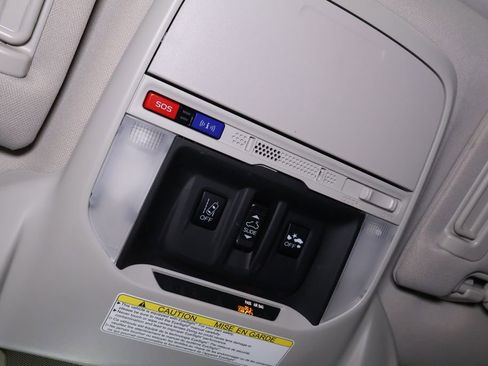 Used 2021 Subaru Forester Premium image 27